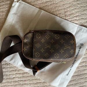 Louis Vuitton Monogram Brown Belt Bag